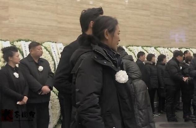 趙忠祥最新消息，科技巨頭引領(lǐng)潮流，全新高科技產(chǎn)品亮相舞臺(tái)