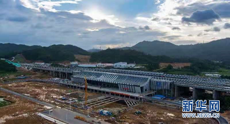 贛深高鐵施工進(jìn)展、挑戰(zhàn)全方位解讀，最新消息速遞