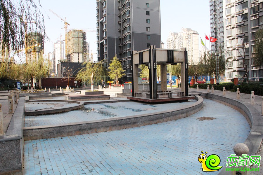 萬浩儷城東區(qū)最新房價(jià)，時(shí)代印記與城市的脈動(dòng)