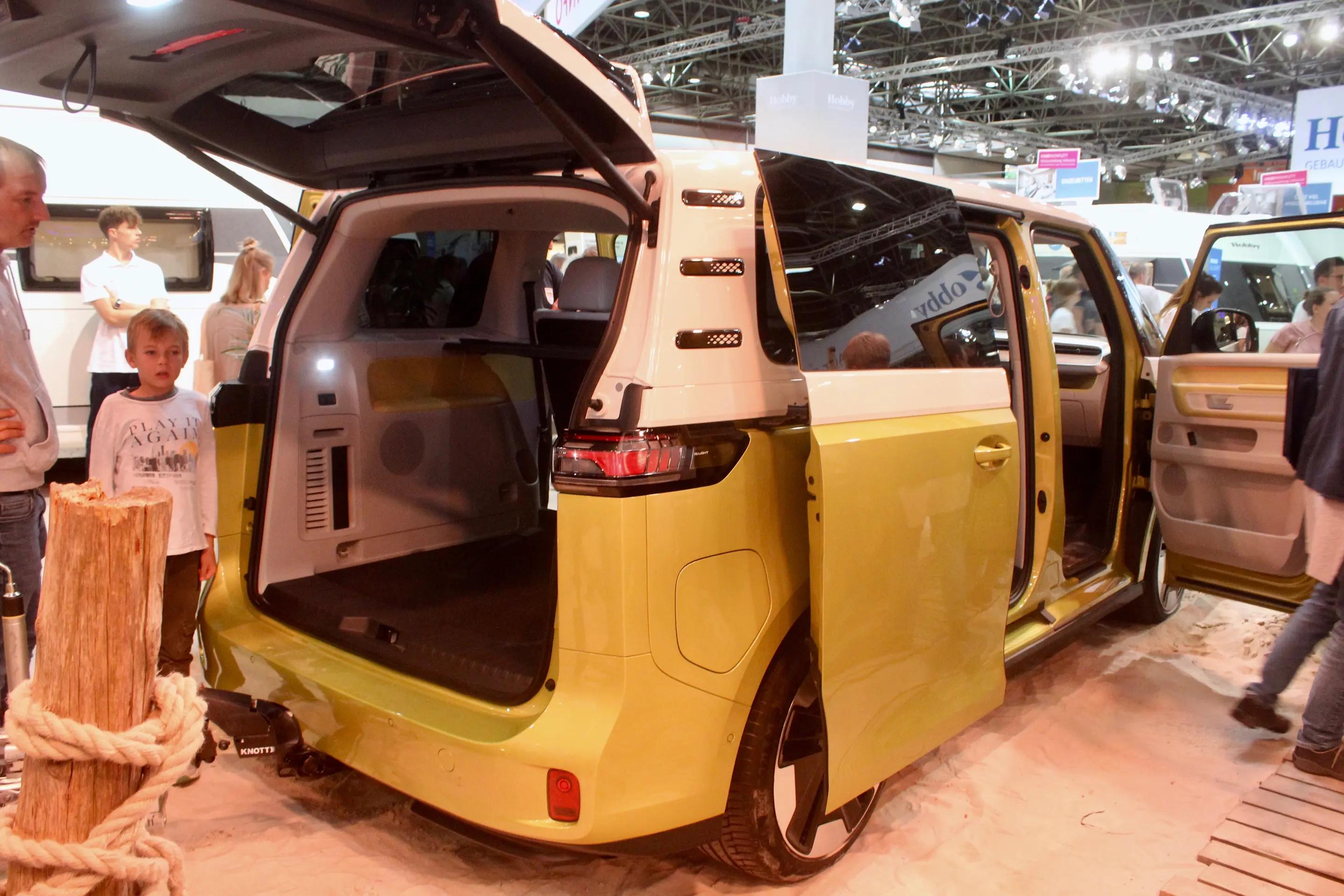 大眾最新旅居車，啟程學(xué)習(xí)，自信前行，開啟夢(mèng)想新征程