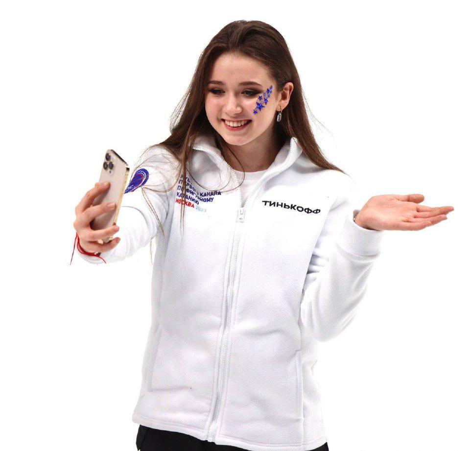 K最新主播帶你領(lǐng)略科技魅力，全新高科技產(chǎn)品震撼亮相！