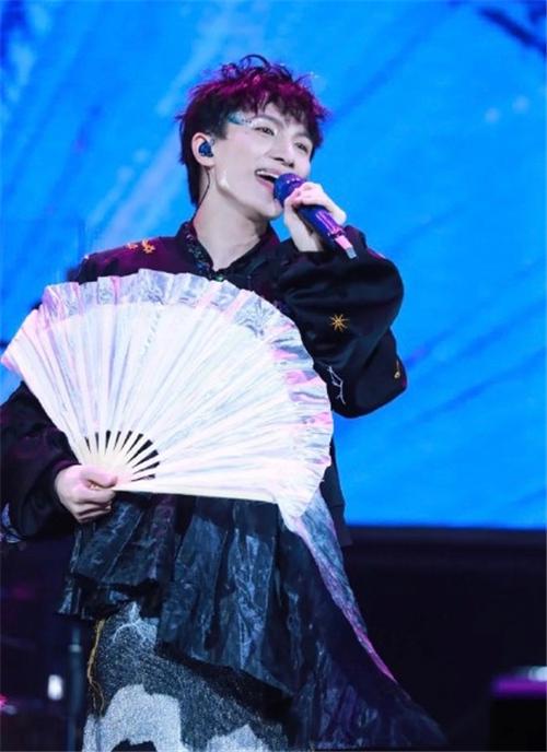 火花最新歌曲，自然美景之旅，探尋內(nèi)心的平和寧?kù)o