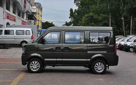 最新五菱越野，突破傳統(tǒng)還是市場(chǎng)挑戰(zhàn)的挑戰(zhàn)者？