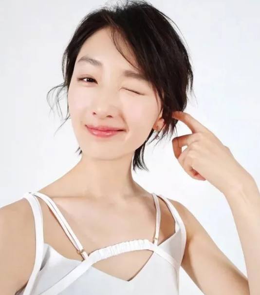 多元審美時(shí)代下的獨(dú)特魅力，小眼睛明星的魅力風(fēng)采