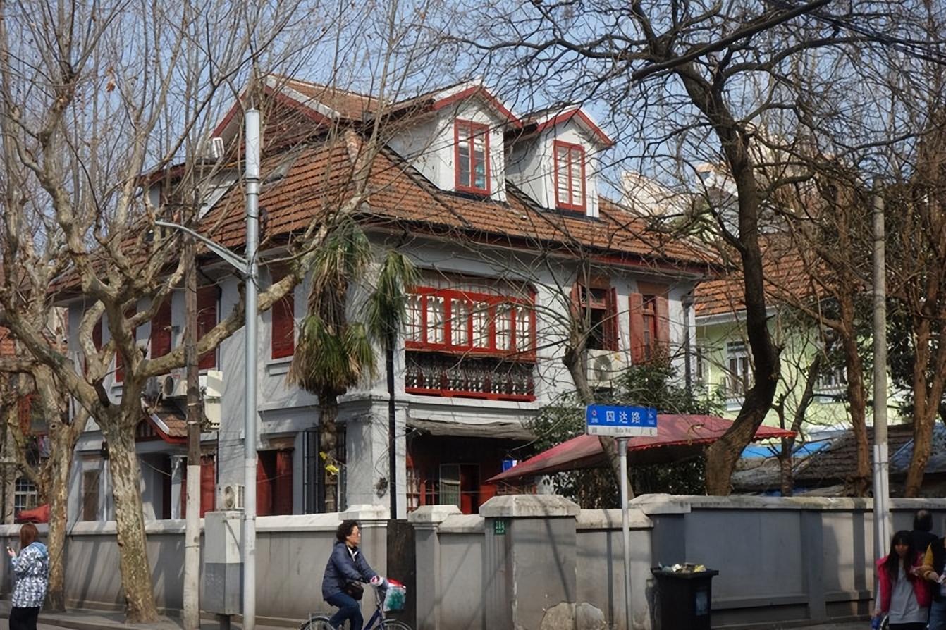 上海最新潮流心臟地帶，探索未來(lái)趨勢(shì)的必游之地