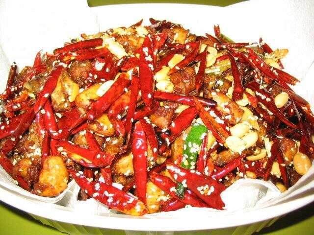 川菜經(jīng)典特色菜制作教程，探尋川菜美食，體驗內(nèi)心平靜的烹飪之旅