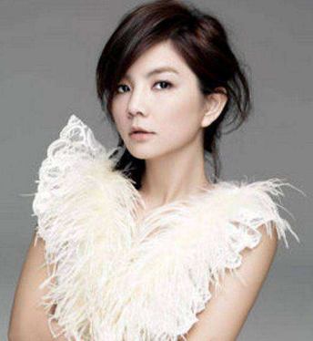 星光下的秘密，明星狐臭揭秘與香氛奇遇探秘