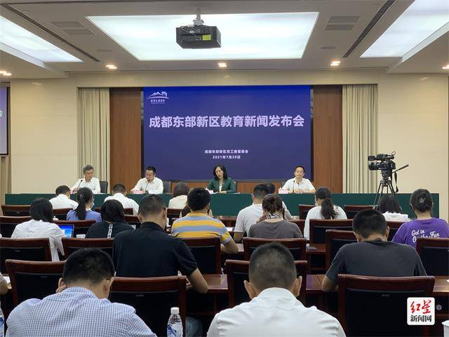 韋立處長揭秘，小巷中的秘密美食天堂最新發(fā)現(xiàn)與全文概述