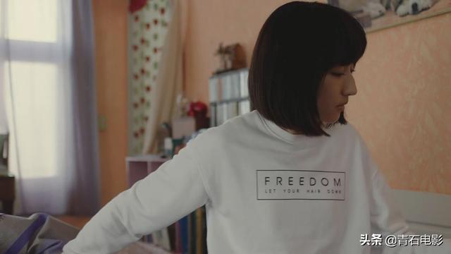 演員何佳，炸裂演技，魅力四射??