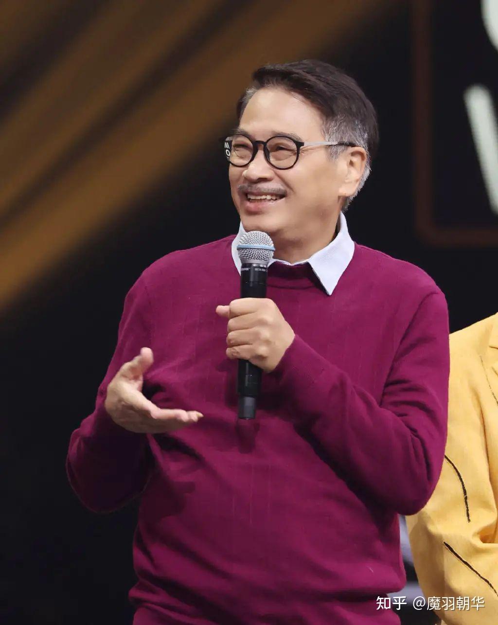 笑星男演員，從舞臺(tái)到心靈的自信閃耀之旅，成就感的追求之路