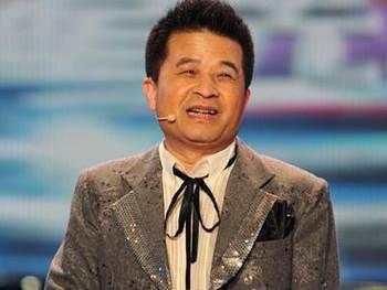 央視老畢最新動(dòng)態(tài)揭秘，小巷深處的特色小店探秘之旅