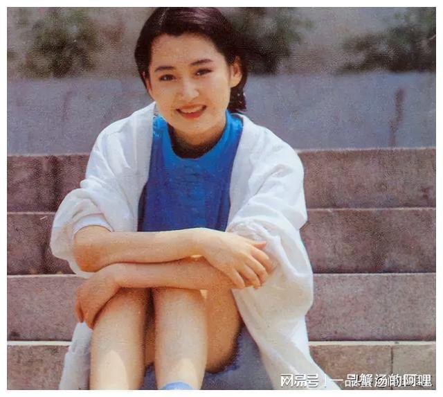 重磅推出，演員楊青科技新品，引領(lǐng)未來生活新潮流！