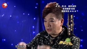 舞臺(tái)上的榮耀與爭(zhēng)議，掌聲下的演員之路