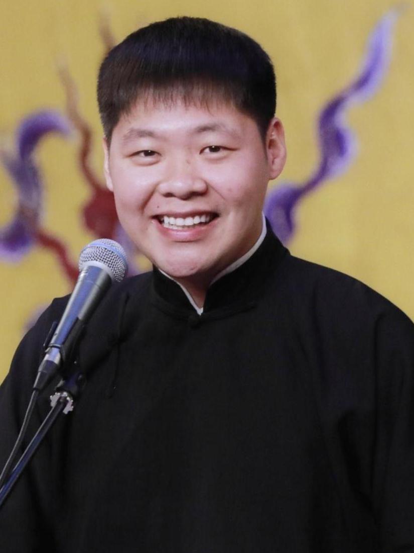 相聲演員鶴，傳承與創(chuàng)新的藝術(shù)人生之旅