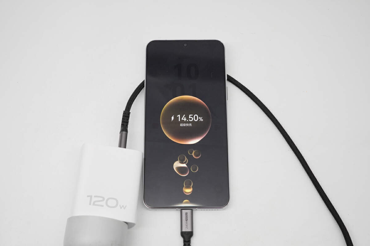 最新快充技術(shù)革新引領(lǐng)未來(lái)能源革命，極速充電體驗(yàn)開(kāi)啟新篇章