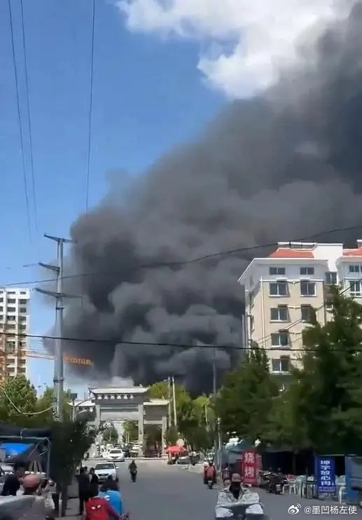 煙臺大火最新動態(tài)，力量與希望的展現(xiàn)——變化中的自信與成就感