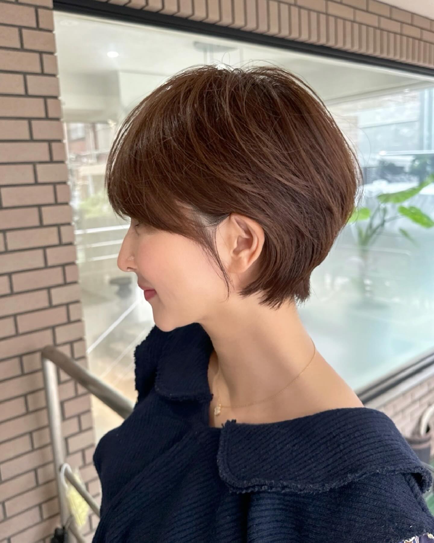 溫馨日常中的短發(fā)奇緣，愛的紐帶與最新發(fā)型圖片分享