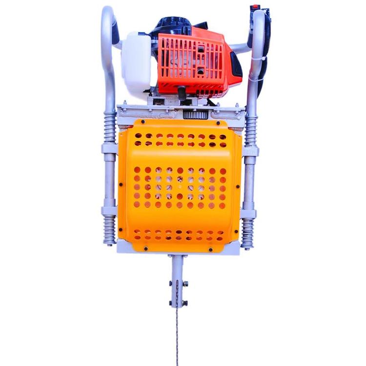 最新起樹苗機器，自然美景探索之旅啟程