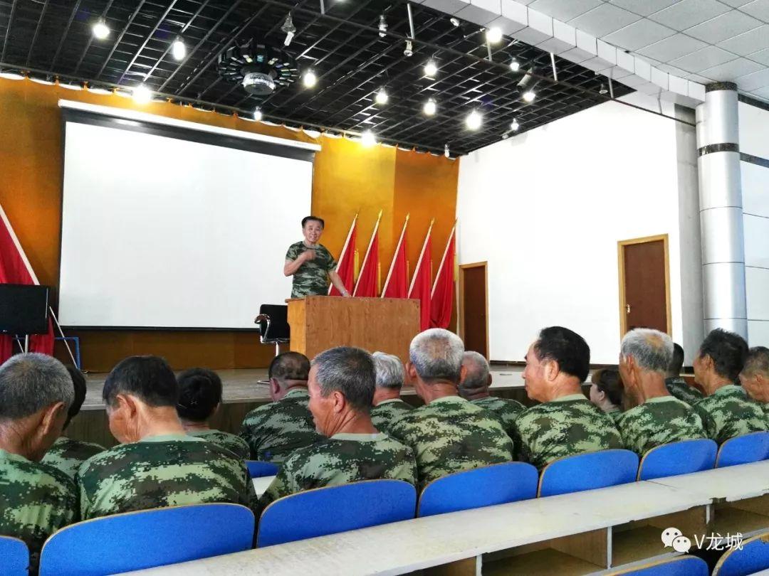 小巷深處的軍迷天堂，最新軍情新聞揭秘