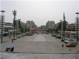 彭山貼吧最新動(dòng)態(tài)，科技新浪潮引領(lǐng)智能產(chǎn)品重磅登場(chǎng)！