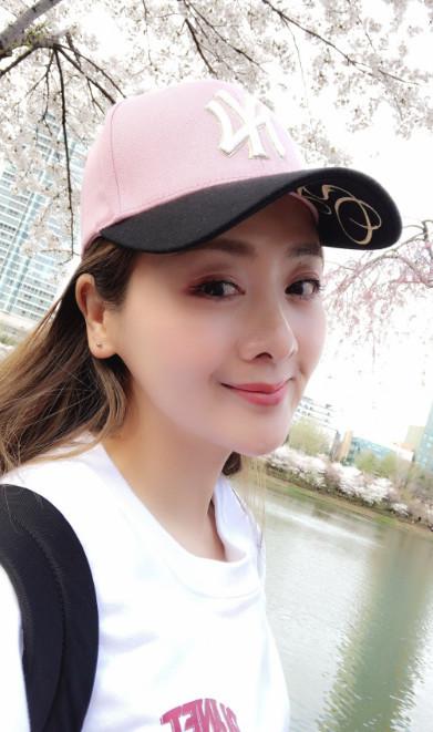 臀部打針視頻，文化現(xiàn)象的深度解讀與探討