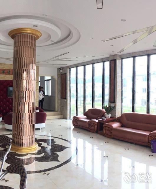 安慶華清池最新頭牌，時(shí)尚與休閑的完美交融