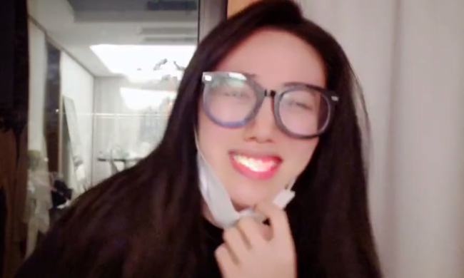 小董最新潮流風采揭秘，引領潮流魅力無限！