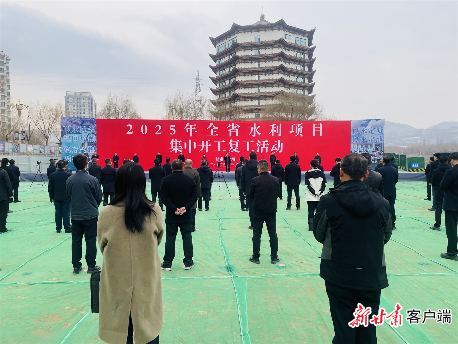 甘肅復(fù)工最新動態(tài)，自然美景探索之旅，重拾內(nèi)心平靜