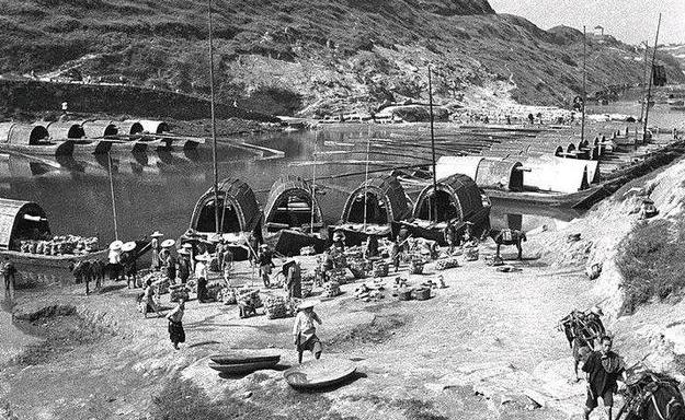 最新?lián)屬忹}現(xiàn)象透視，背后的原因與觀點(diǎn)分析