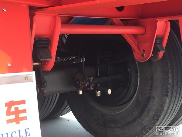 掛車(chē)最新剎車(chē)技術(shù)，科技領(lǐng)先，安全無(wú)憂(yōu)