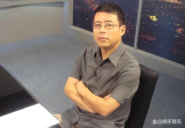 阿丘最新微博，社交媒體時代的言論自由與責(zé)任探討