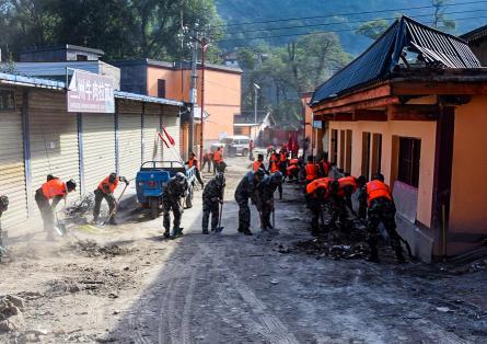 甘肅泥石流最新動態(tài)，災(zāi)難預(yù)警與應(yīng)對策略探討